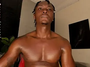 Stripchat Live Sex Cam of DannSmmith