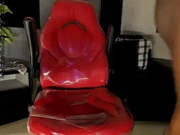 Stripchat Watch Live Sex Cams of DannSmmith