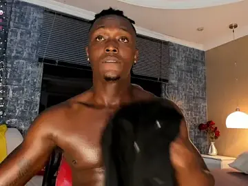 Stripchat Live Sex Cam of DannSmmith