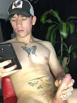 Stripchat Live Sex Cam of Salvatore_angelo