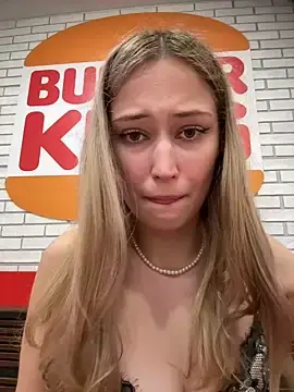 Stripchat Free Porn Cam of blonde_exe