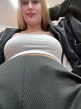 Stripchat Watch Live Sex Cams of blonde_exe
