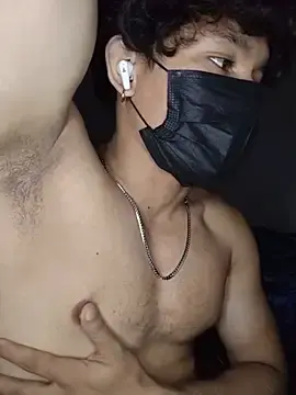 Stripchat Sex Cam of roxiii_