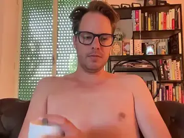 Stripchat Live Sex Cam of JackYxe