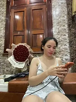 Stripchat Adult Video Chat of LiLi-Kirix99