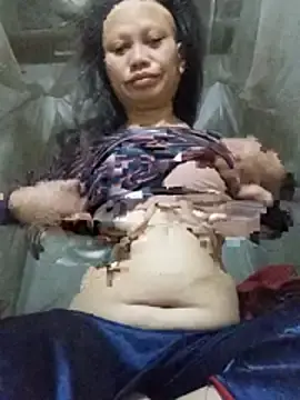 Stripchat Adult Webcam of Ila-min