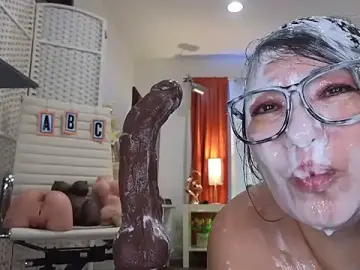 Stripchat Sex Cam of Vickiebee