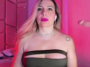 Stripchat Live Porn of angel_vibes_