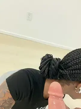 Stripchat Nude Webcam of Your_Paris