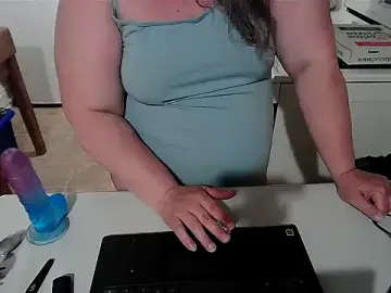 Stripchat Live Sex of smalltowntrouble