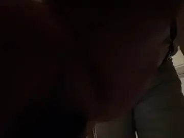 Stripchat Live Sex Cam of BootsAndCountry