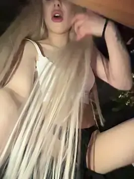 Stripchat Live Porn of AlyssaFoxx_