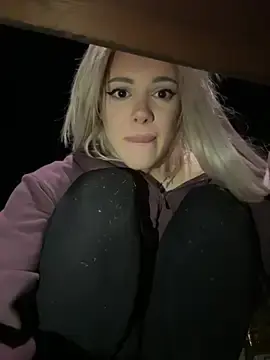 Stripchat Watch Live Sex Cams of AlyssaFoxx_