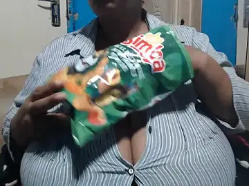 Stripchat Live Porn of CUTEFIRMMELONSS