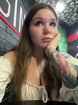 Stripchat Live Sex Cam of PumaShyXD