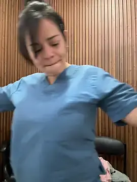 Stripchat Free Porn Cam of Dr_Nathalia_28