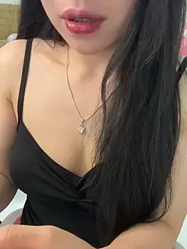 Stripchat Sex Cam of Lilyy_babyy