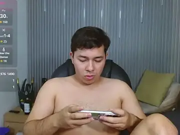 Stripchat Adult Webcam of Julian_Smith21