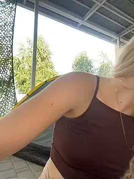 Stripchat Best Webcam of DayaFoxy