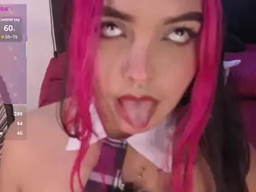 Stripchat Live Sex of Maia_Mancini5