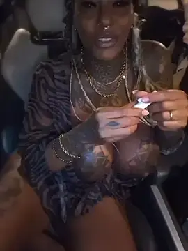 Stripchat Live Sex of DarkDea