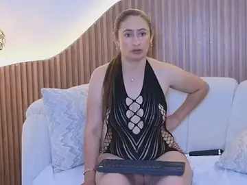 Stripchat Adult Webcam of kellygrace_vg