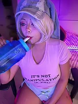 Stripchat Best live sex cam show of seraphine23