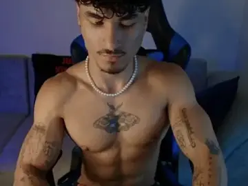 Stripchat Live Sex of Thomas_Fit1