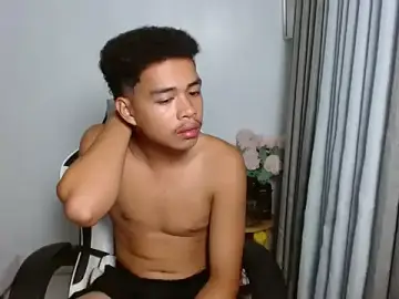 Stripchat Live Sex Cam of curlyasian_njxx