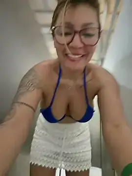 Stripchat Adult Video Chat of DIANITA_1988