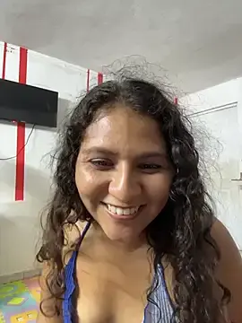 Stripchat Adult Webcam of Mia-miauuuuu