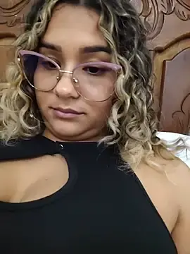 Stripchat Free Live Porn of BrendaGirs