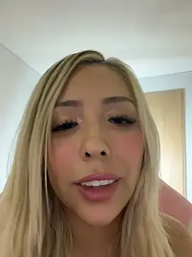 Stripchat Free Porn Cam of Sofy_Softtt