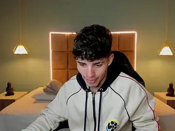 Stripchat Watch Live Sex Cams of AlejooTwink