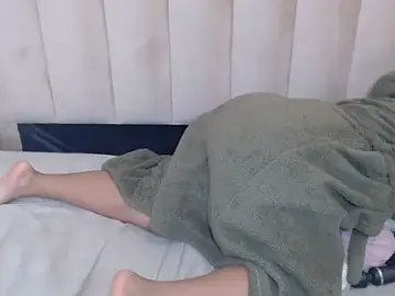 Stripchat Live Sex of CuteHoney92