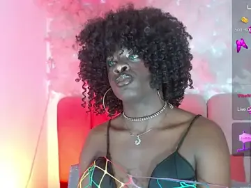 Stripchat Sex Cam of puca_ebony