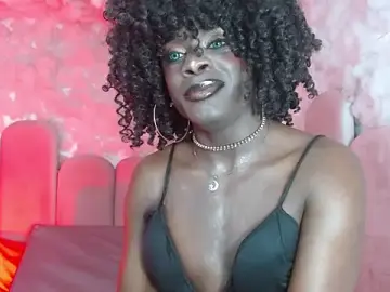 Stripchat Free Porn Cam of puca_ebony