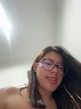 Stripchat Adult Video Chat of sara_calderon