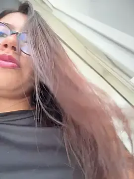 Stripchat Sex Chat of sara_calderon