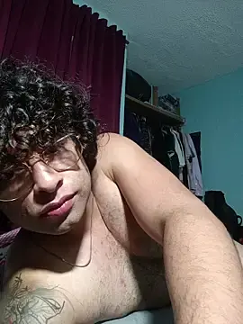 Stripchat Sex Cam of DocCurly