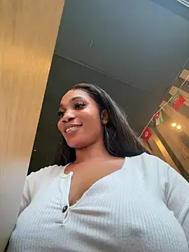 Stripchat Free Live Porn of ___Nessa