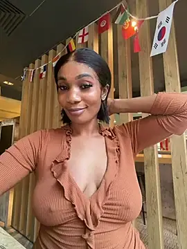 Stripchat Live Sex Cam of ___Nessa