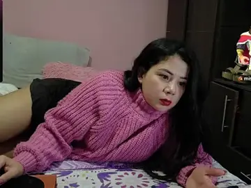 Stripchat Live Sex of bellah_rose_squirt