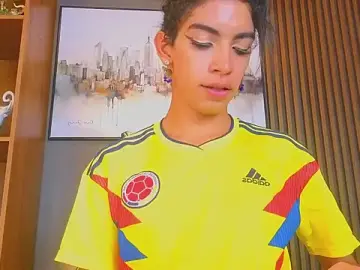 Stripchat Free Live Porn of Alahia_Rodriguez