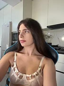 Stripchat Live Sex of CurlyLara