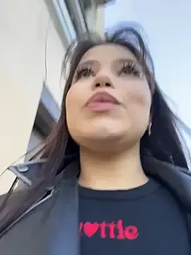 Stripchat Live Sex Cam of Chloe__Moon