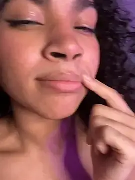 Stripchat Free Porn Cam of Kiki_hammyy