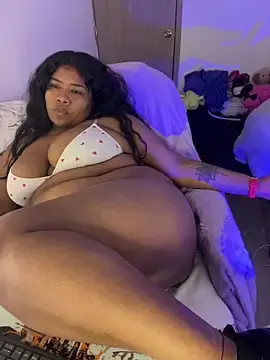 Stripchat Live Sex Cam of paola091