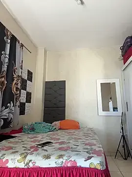 Stripchat Live Sex Cam of Indiazinhax