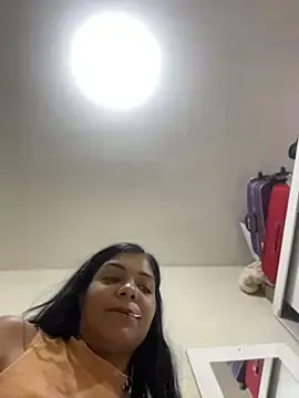 Stripchat Nude Webcam of Indiazinhax